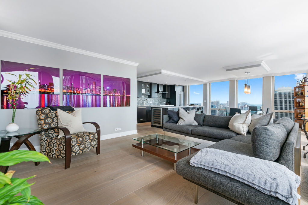 111 E Chestnut Street #38A, Chicago, IL 60611