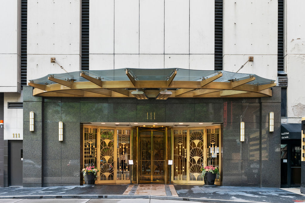 111 E Chestnut Street #38A, Chicago, IL 60611