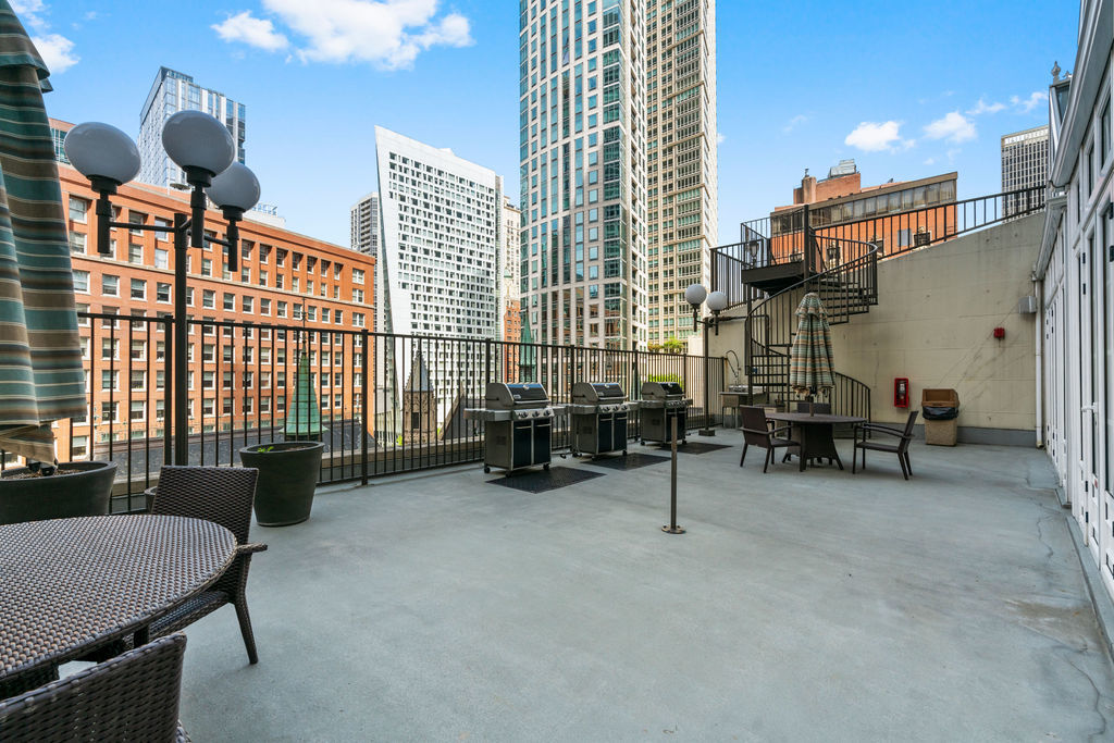 111 E Chestnut Street #38A, Chicago, IL 60611