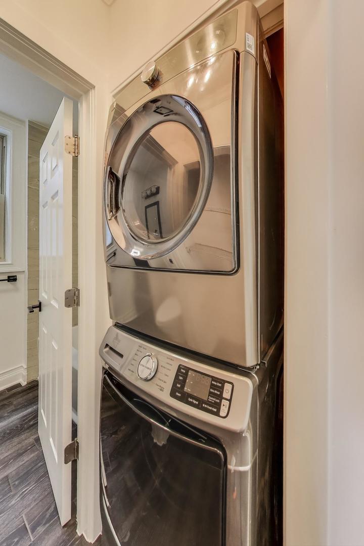 3043 N Monticello Avenue #2, Chicago, IL 60618