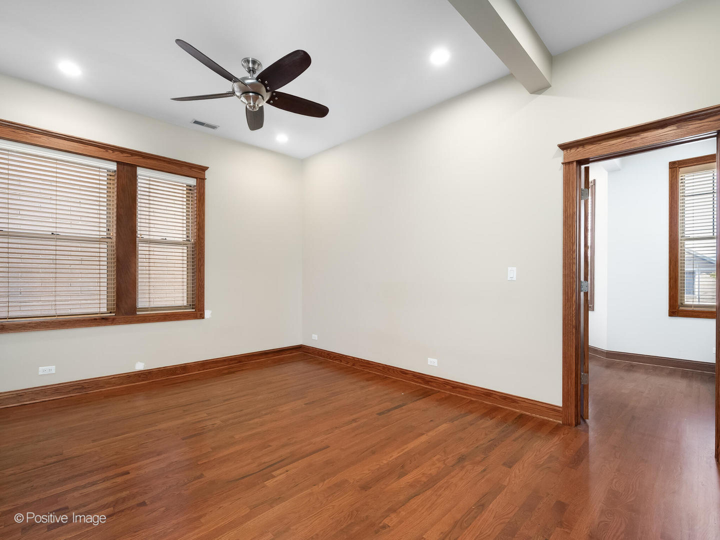 3549 S Lowe Avenue, Chicago, IL 60609