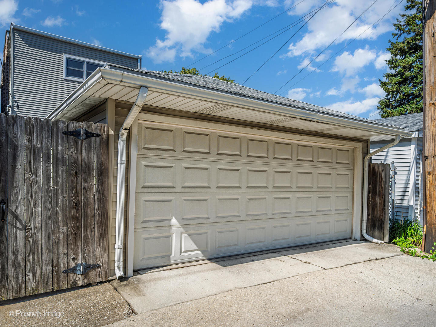 3549 S Lowe Avenue, Chicago, IL 60609