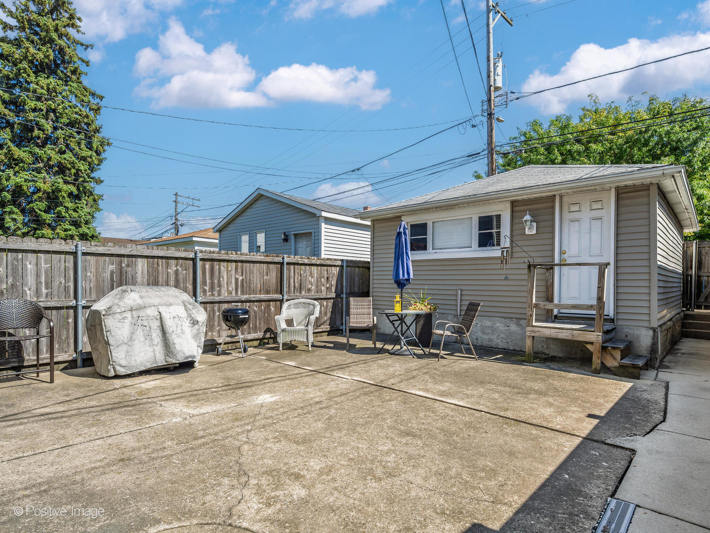 3549 S Lowe Avenue, Chicago, IL 60609