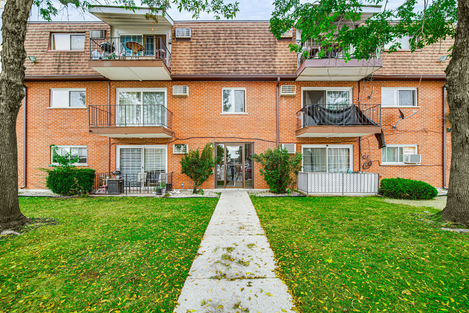 10510 Parkside Avenue #1, Chicago Ridge, IL 60415