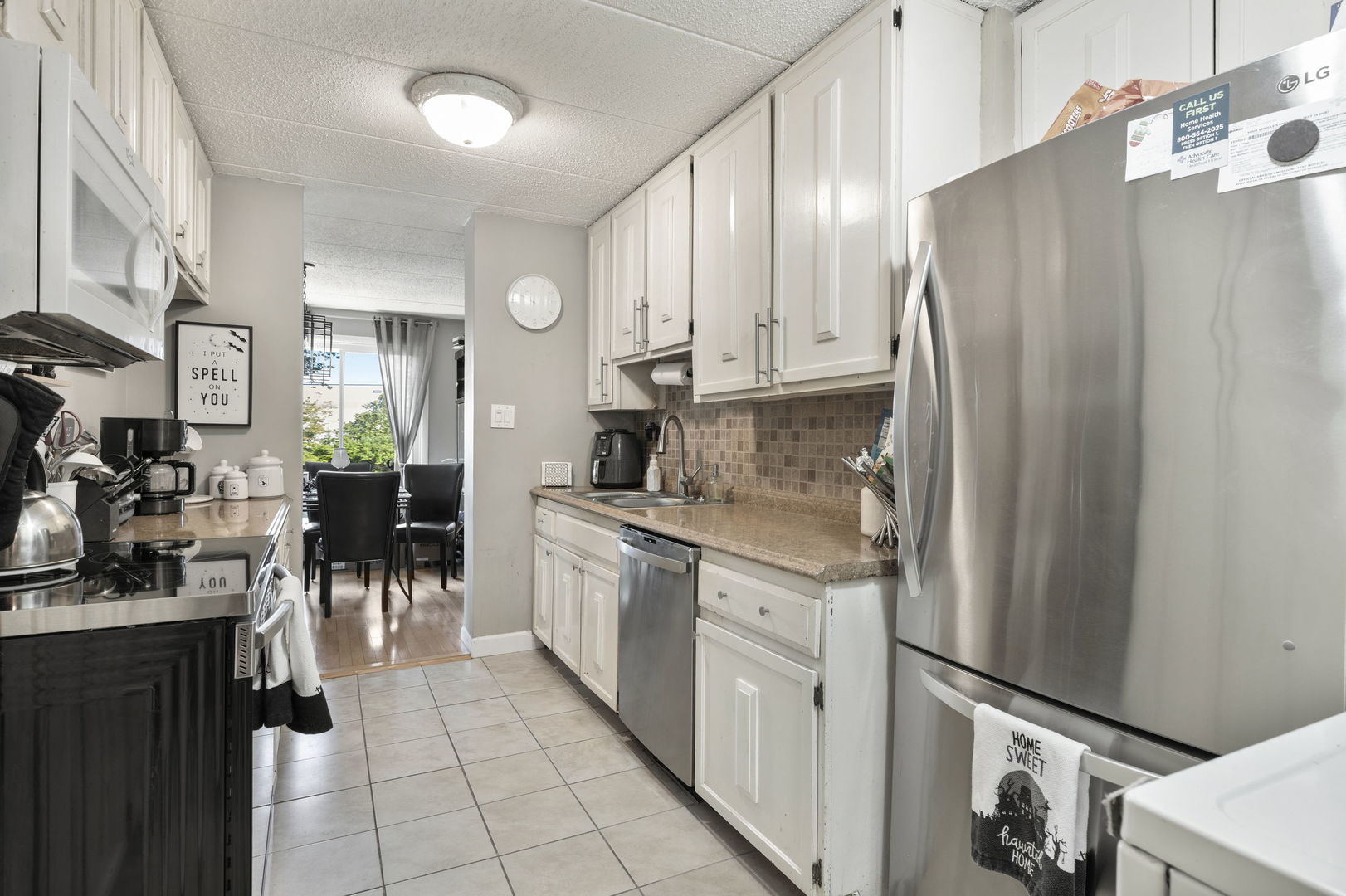 18 E Old Willow Road #210N, Prospect Heights, IL 60070