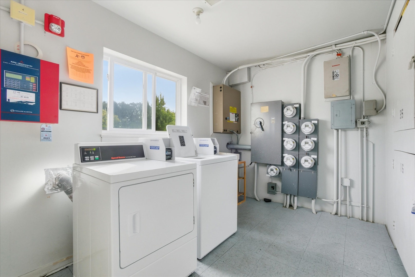 9427 Bay Colony Drive #2S, Des Plaines, IL 60016