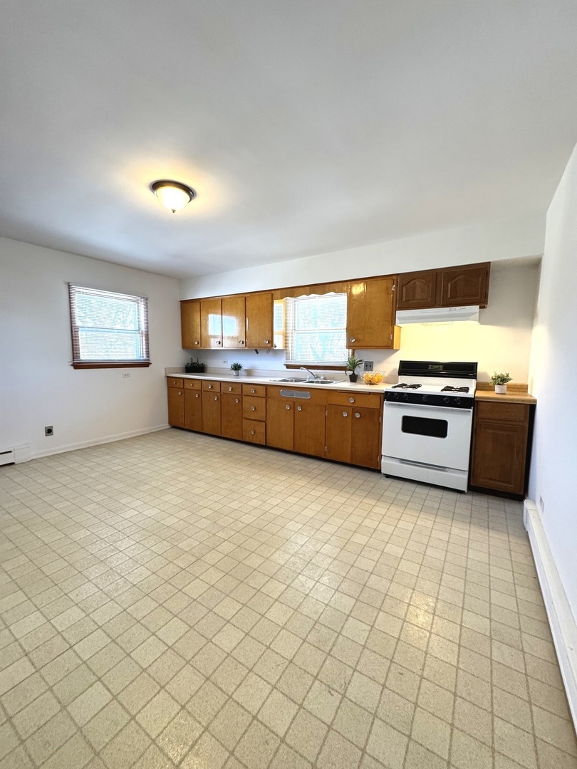 1915 Seymour Avenue #2, North Chicago, IL 60064