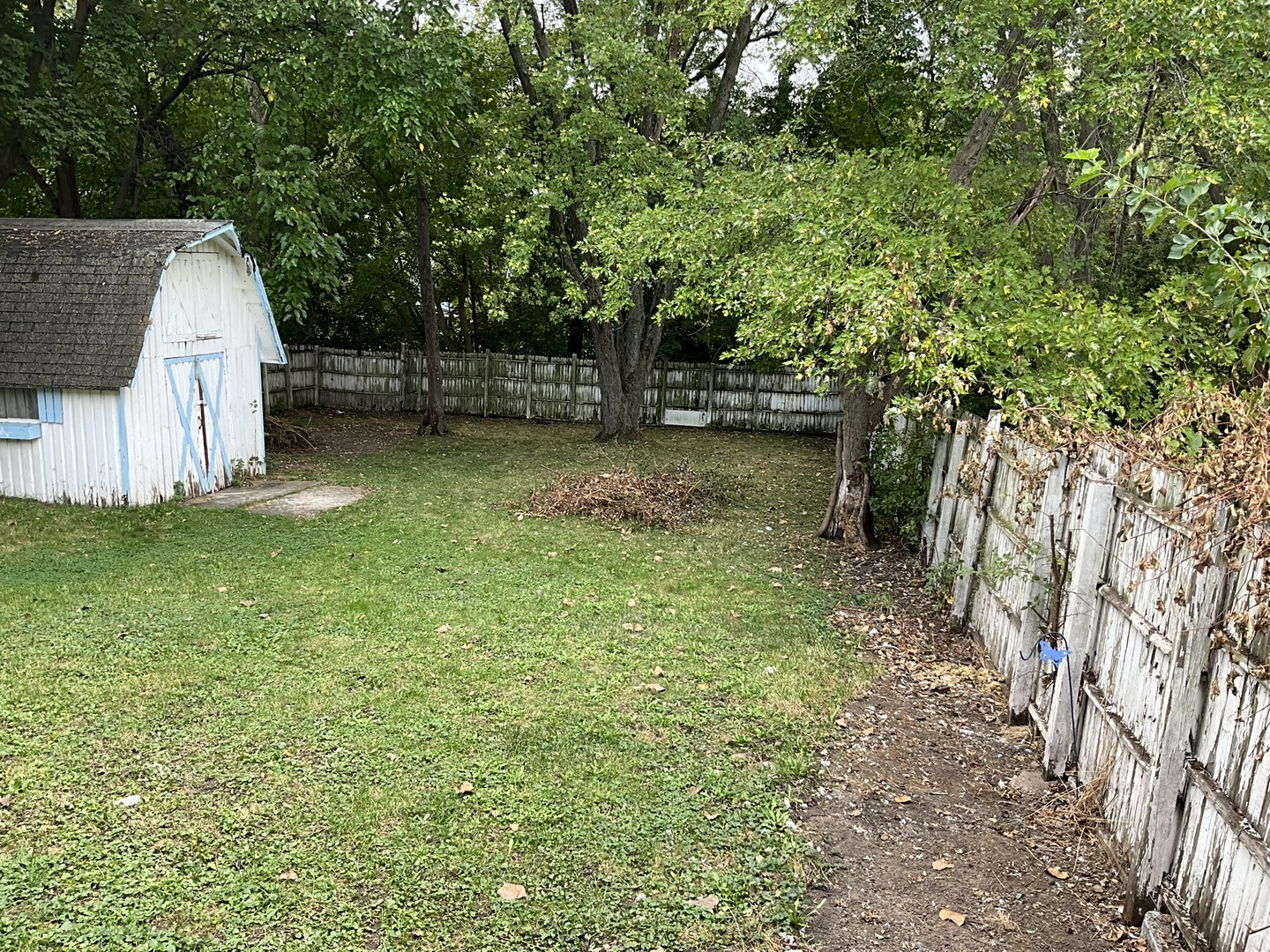 915 Mayfield Drive, Round Lake Beach, IL 60073