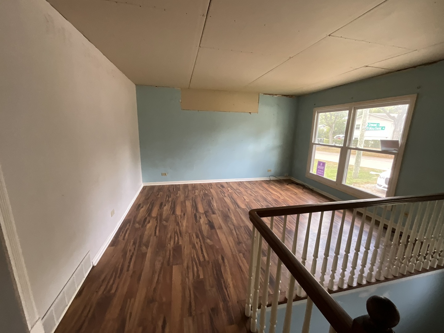 915 Mayfield Drive, Round Lake Beach, IL 60073