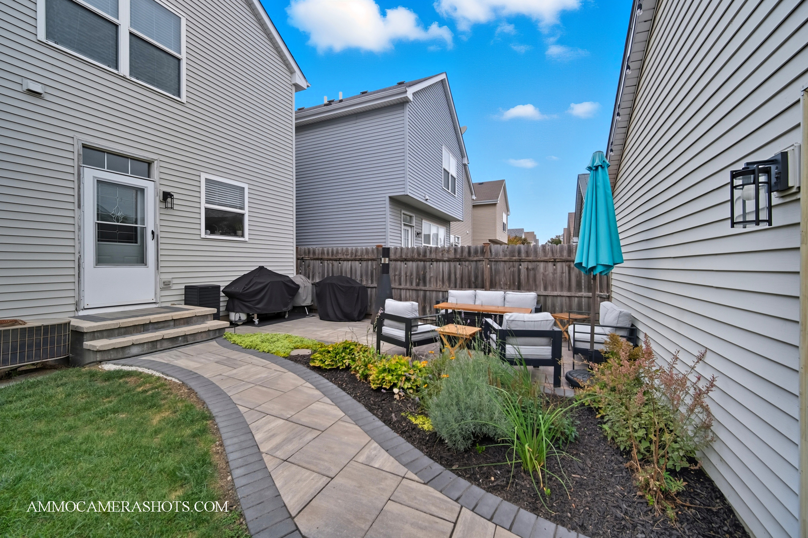 2136 GRAYHAWK Drive, Aurora, IL 60503