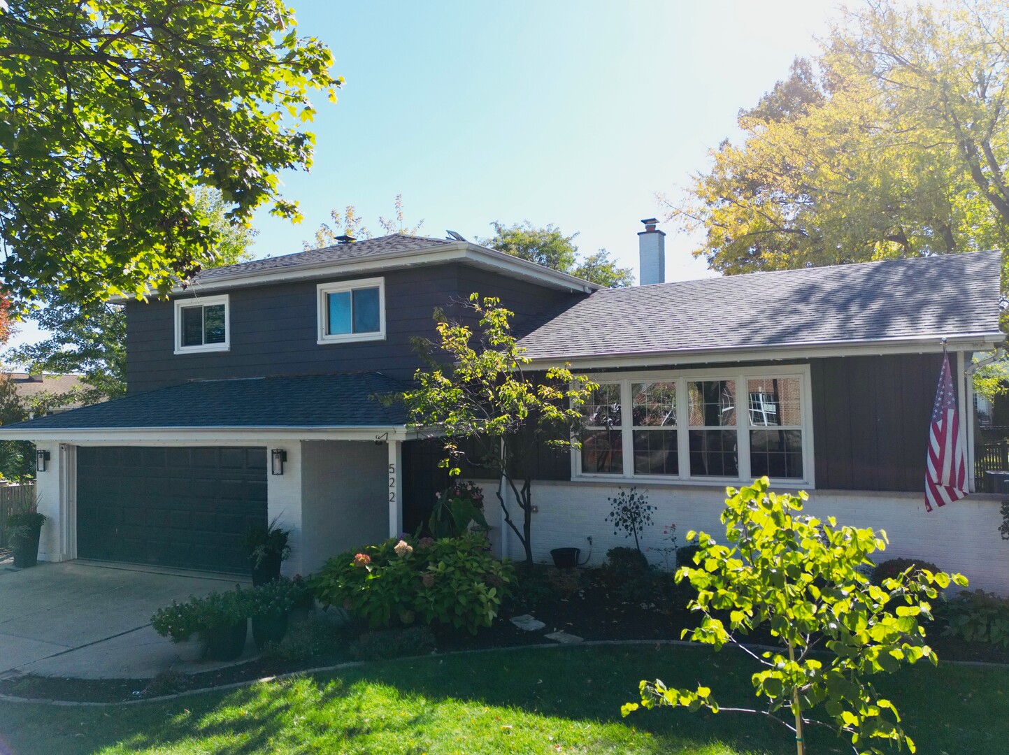 522 E Park Manor Court, Elmhurst, IL 60126