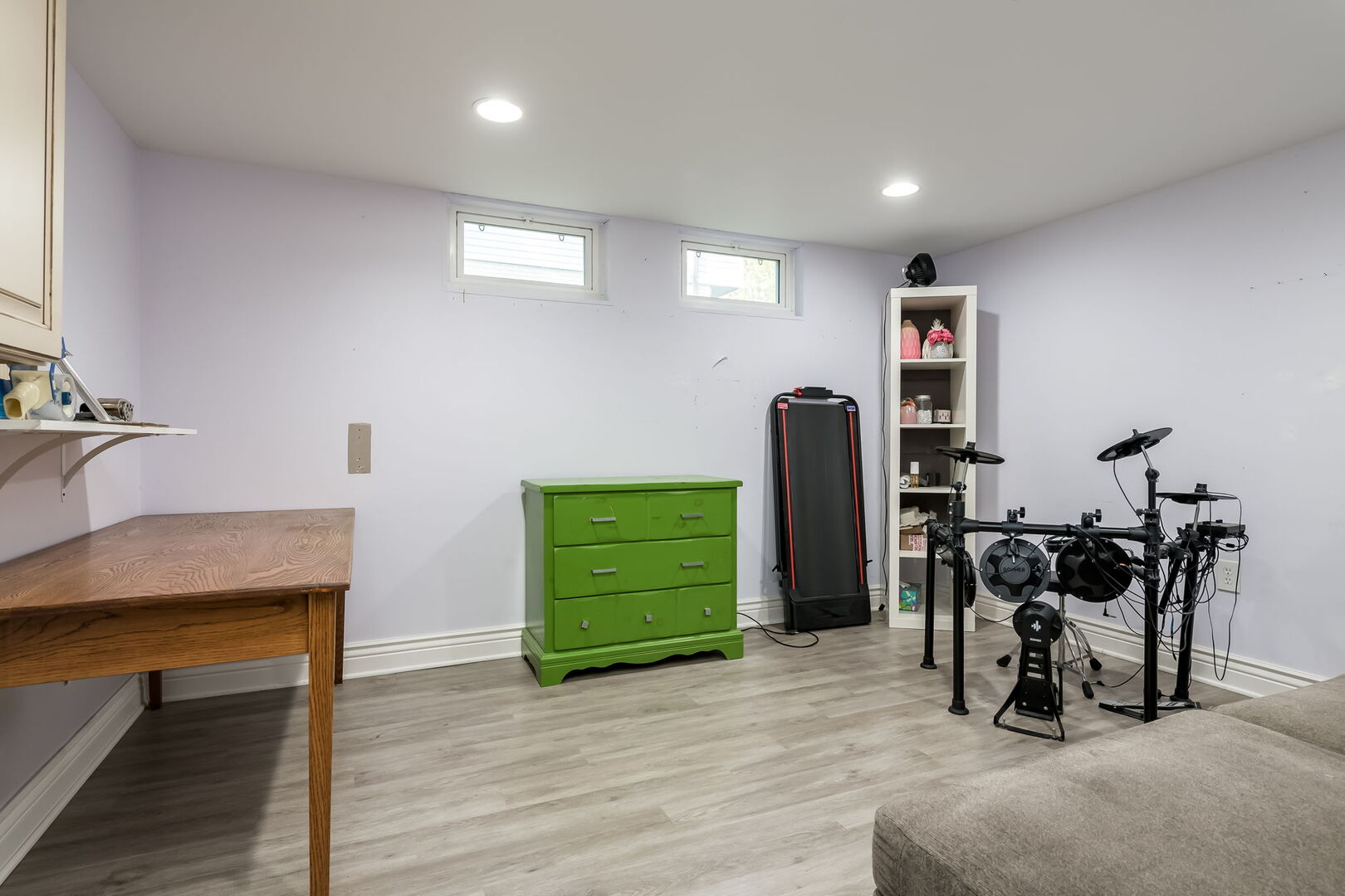 522 E Park Manor Court, Elmhurst, IL 60126