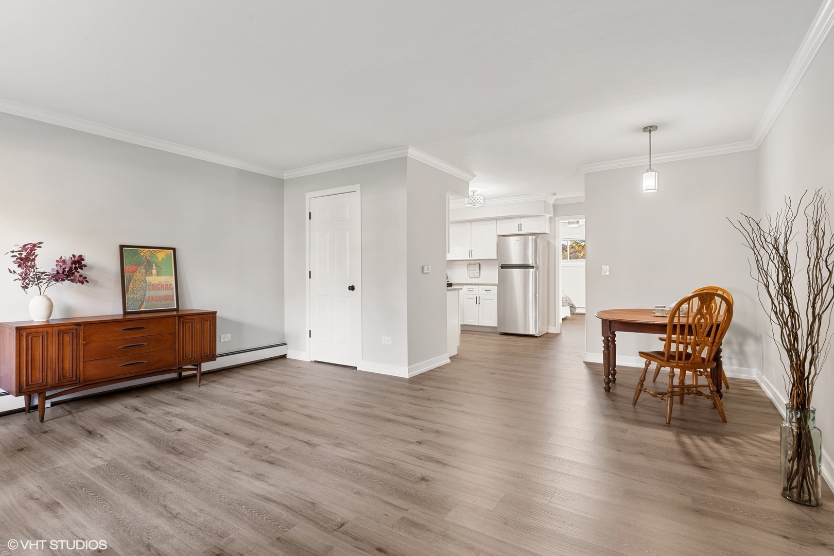 115 Dover Drive #3, Des Plaines, IL 60018