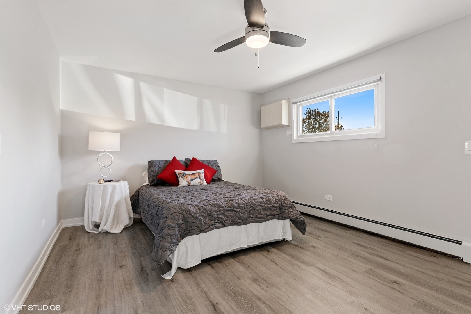 115 Dover Drive #3, Des Plaines, IL 60018