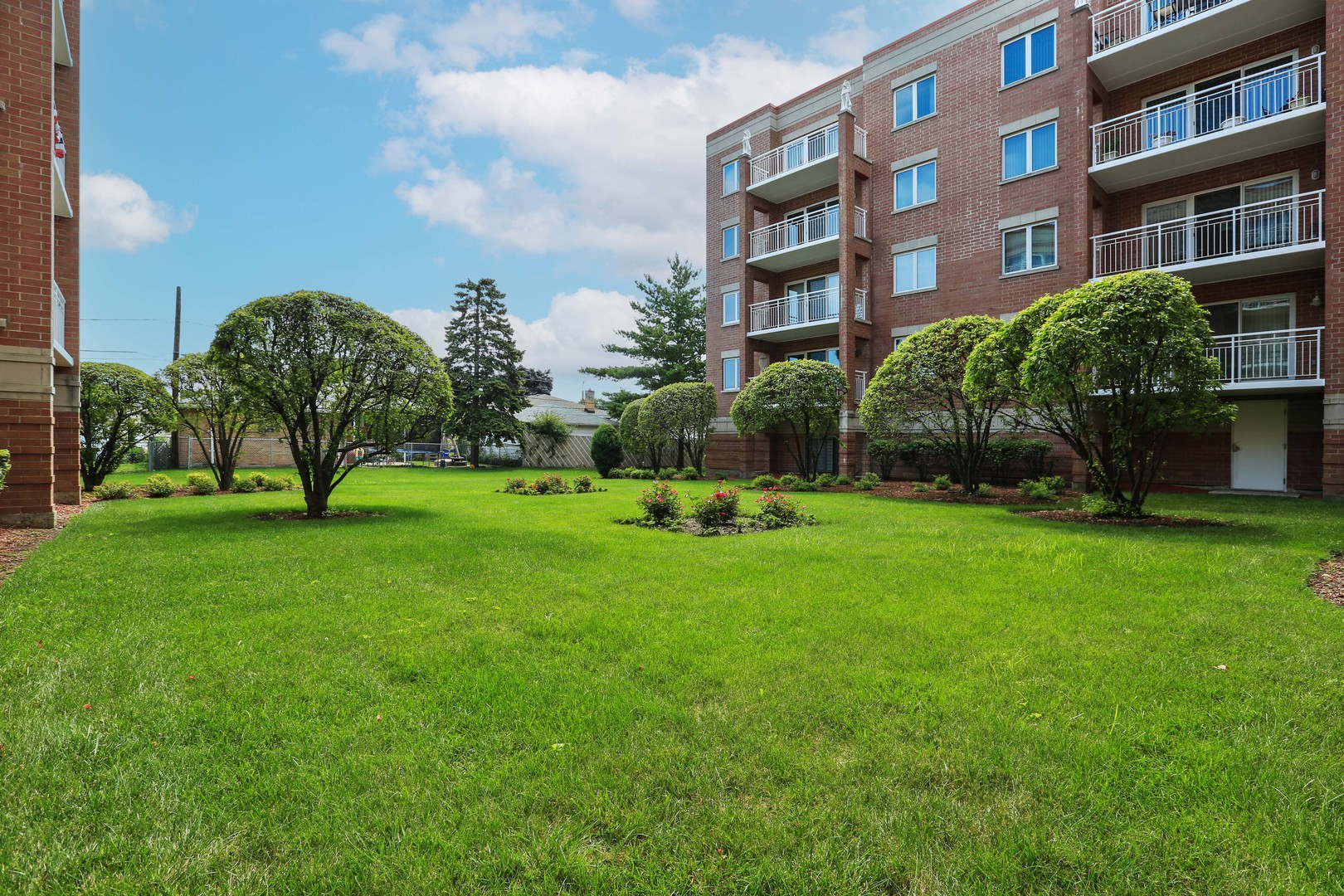 4655 N Cumberland Avenue #502, Norridge, IL 60706