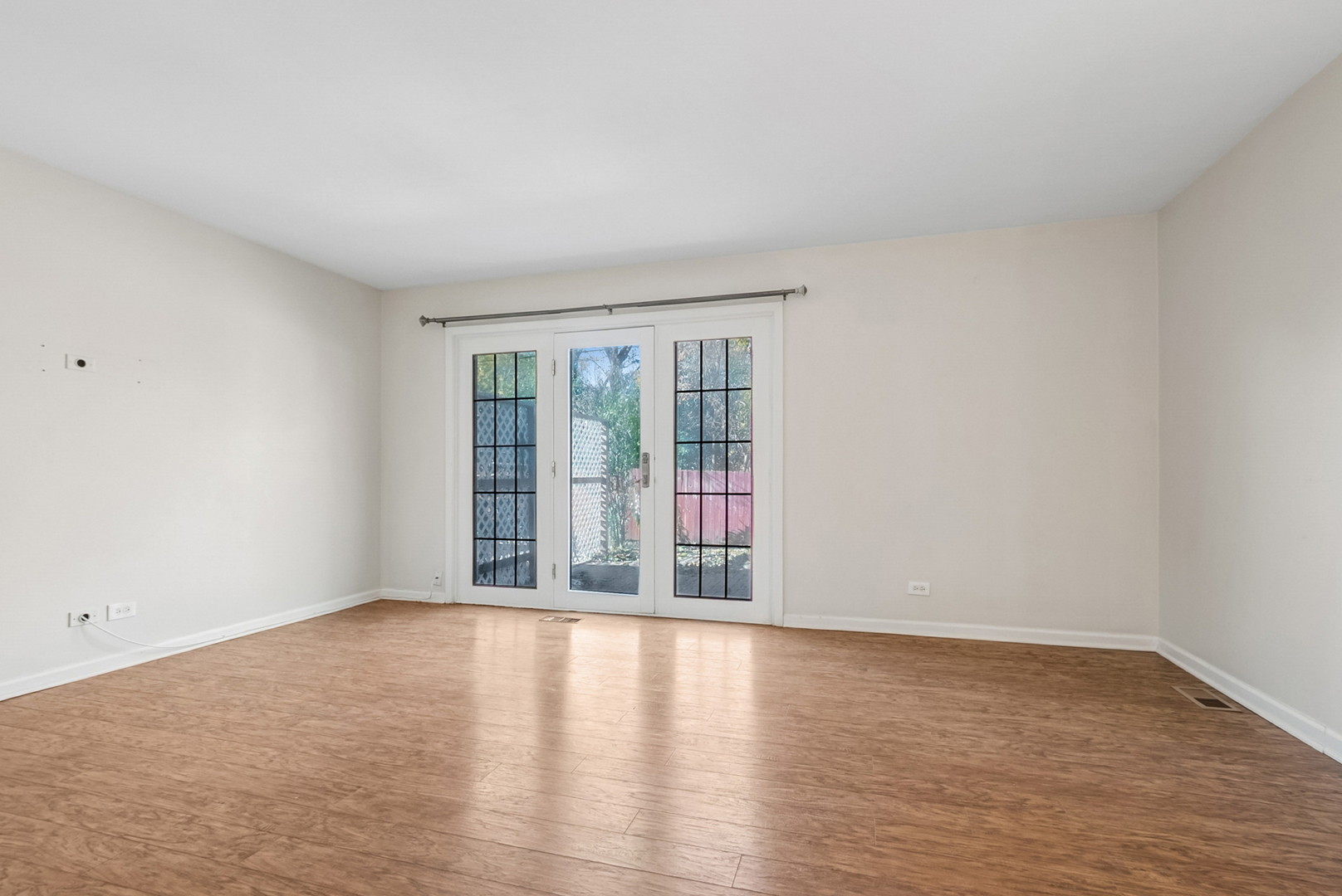 7666 S 88th Court, Justice, IL 60458