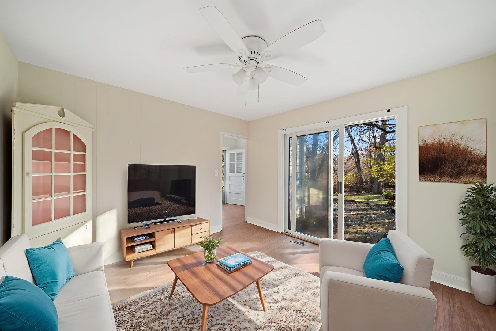 1805 Gilbert Avenue, Downers Grove, IL 60515