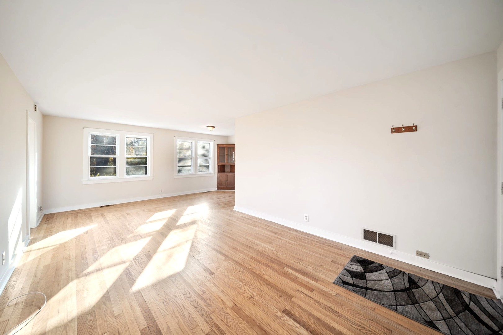 1805 Gilbert Avenue, Downers Grove, IL 60515