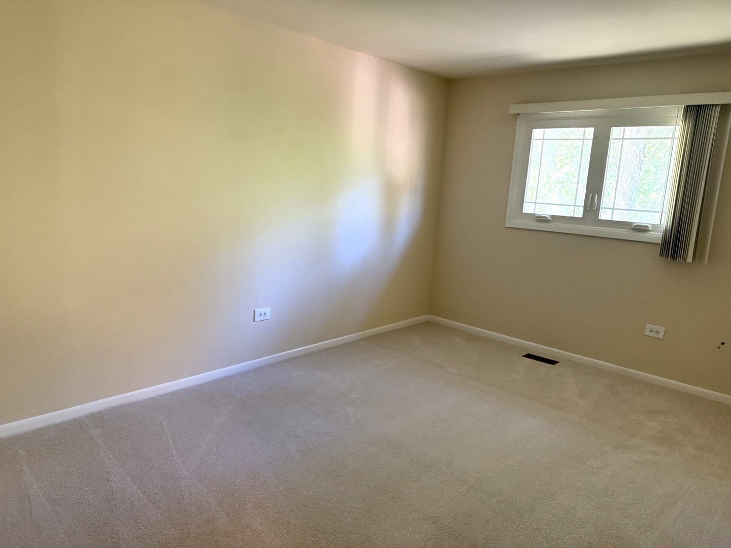 701 Brookside Lane, Frankfort, IL 60423