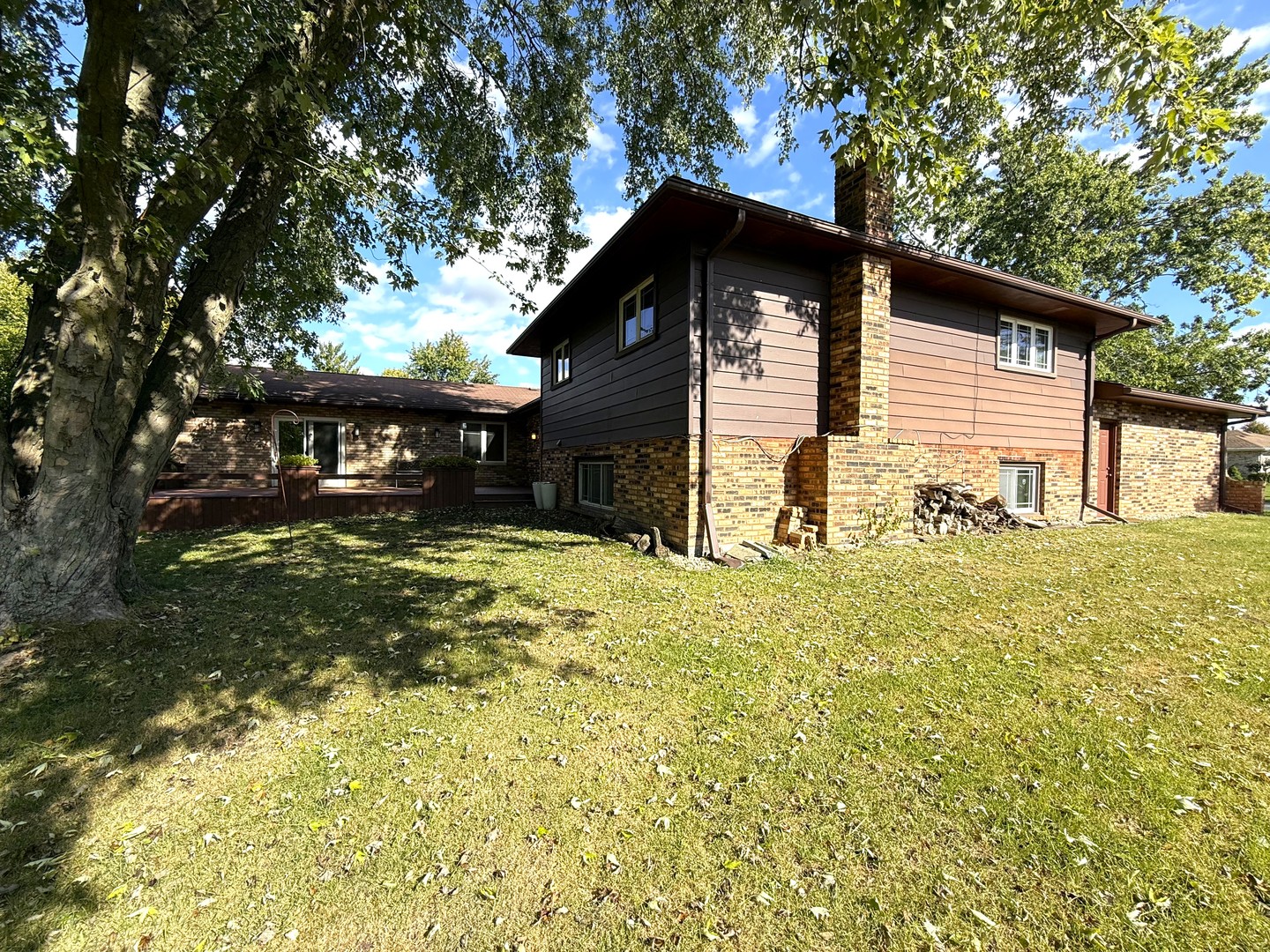 701 Brookside Lane, Frankfort, IL 60423