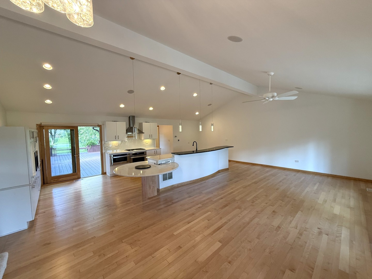 701 Brookside Lane, Frankfort, IL 60423