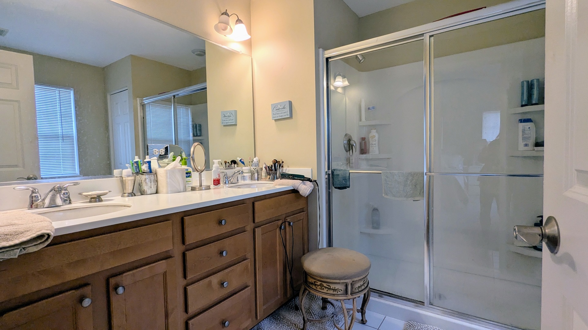 378 S Prospect Avenue, Bartlett, IL 60103