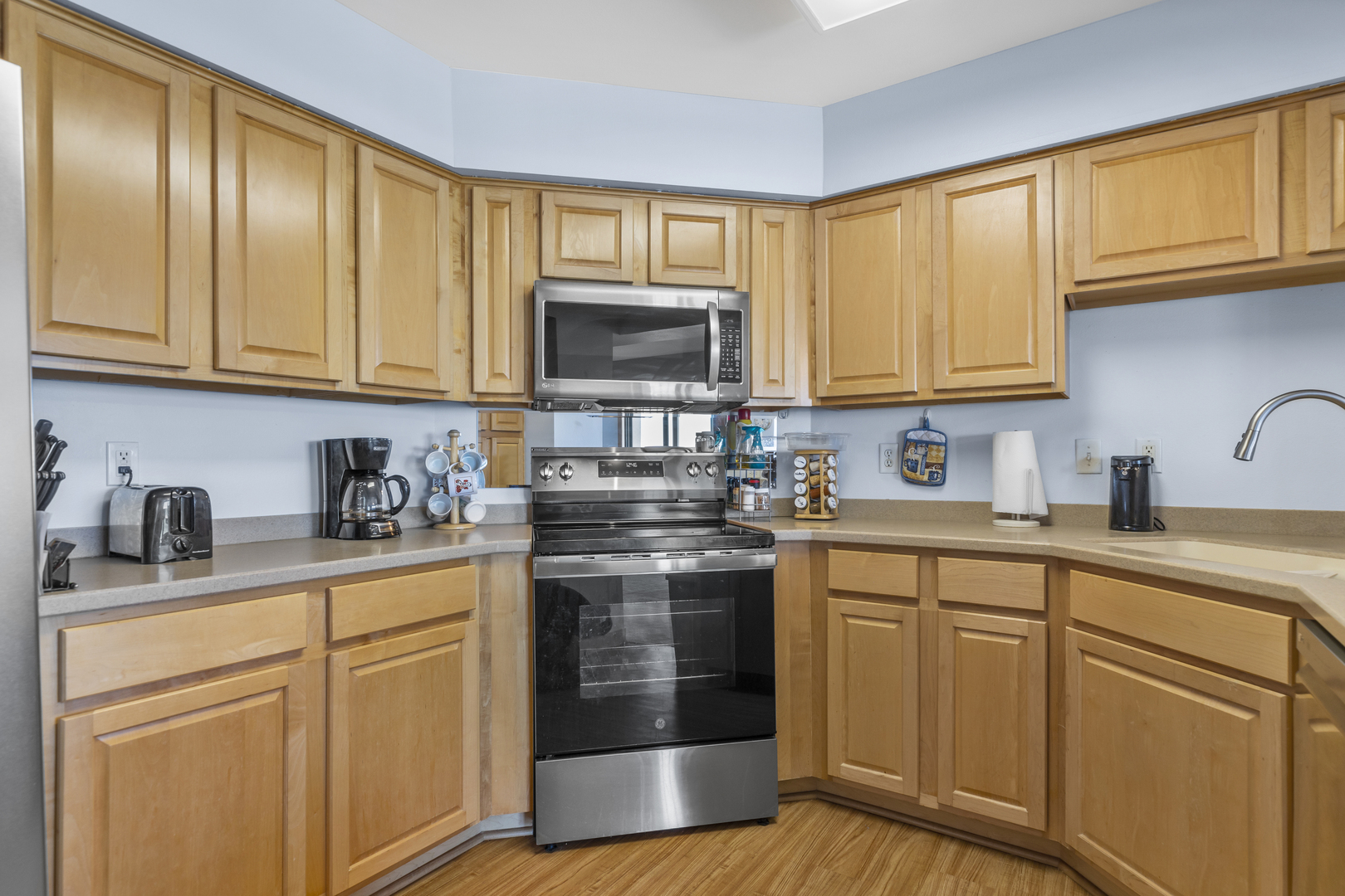 415 N Lake Street #602, Port Washington, WI 53074