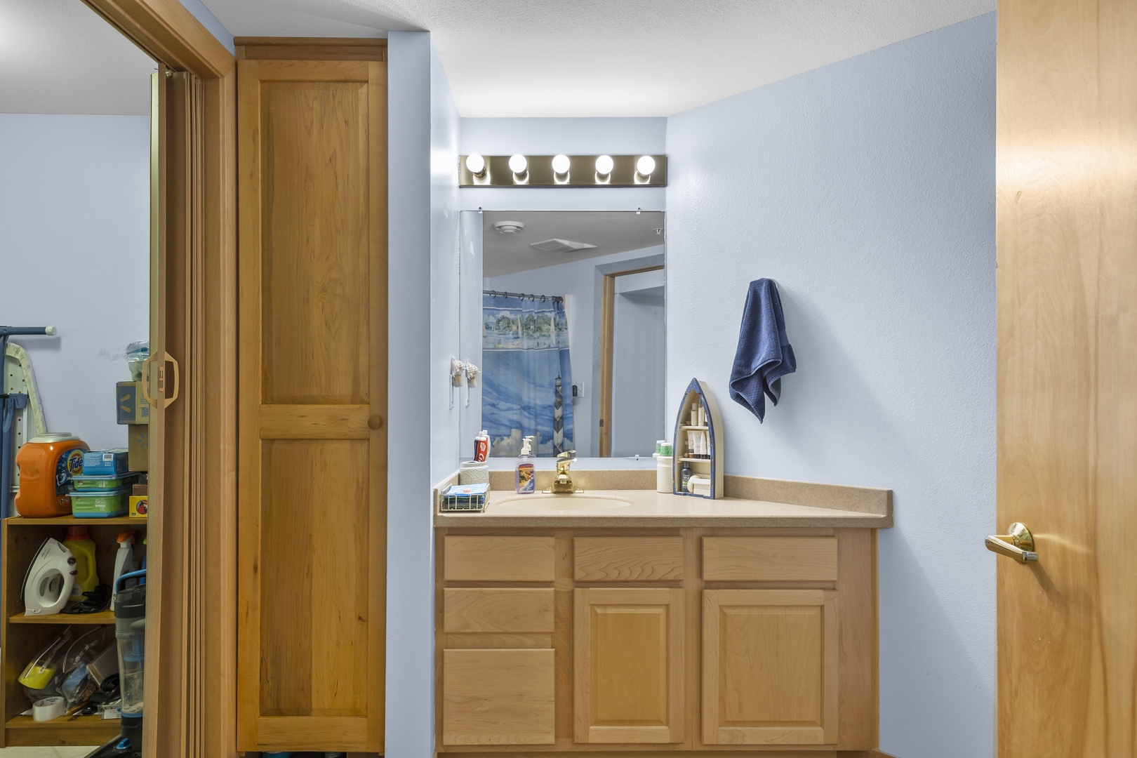 415 N Lake Street #602, Port Washington, WI 53074