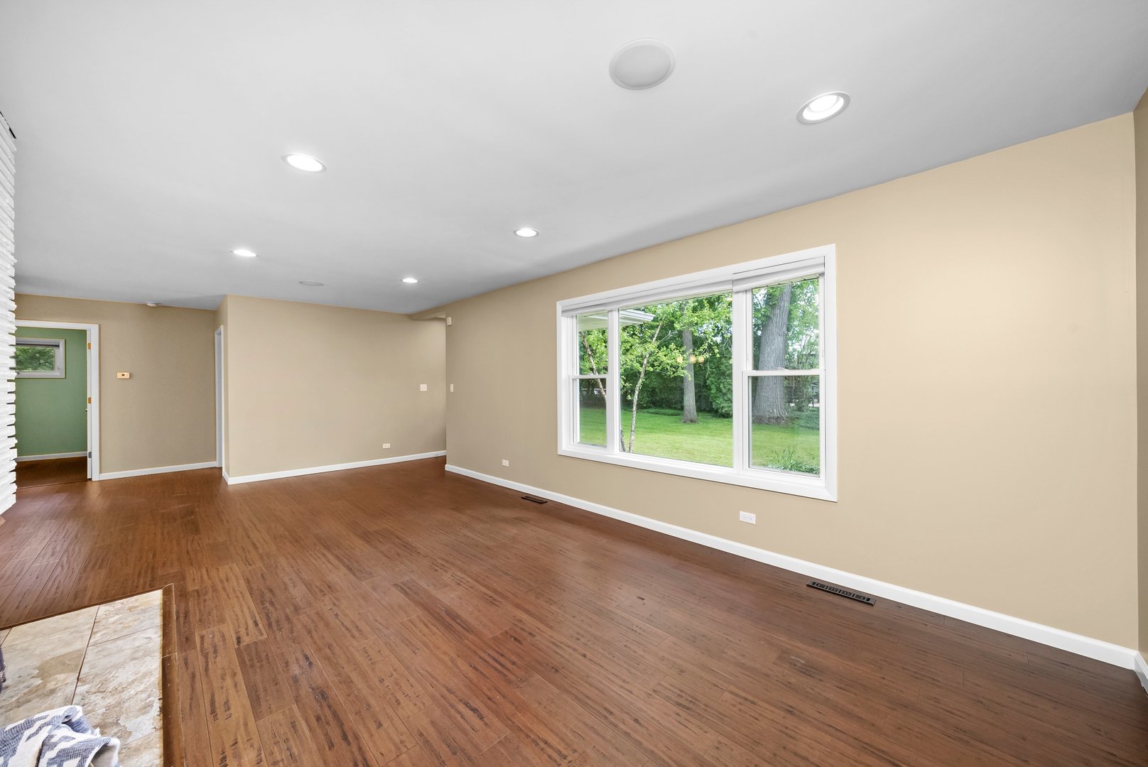 311 N Shady Lane, Elmhurst, IL 60126