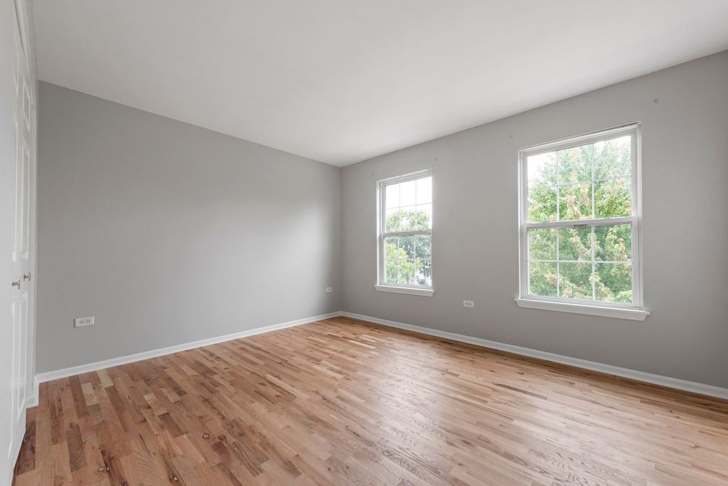 769 HARTFORD Lane, Bolingbrook, IL 60440