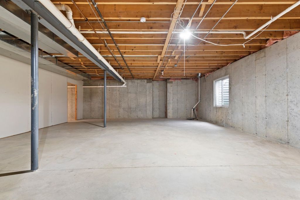 769 HARTFORD Lane, Bolingbrook, IL 60440