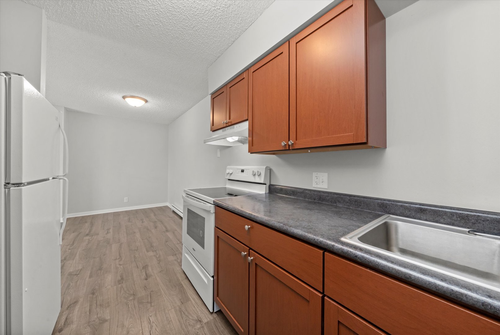 609 E 3rd Street #7, Lockport, IL 60441