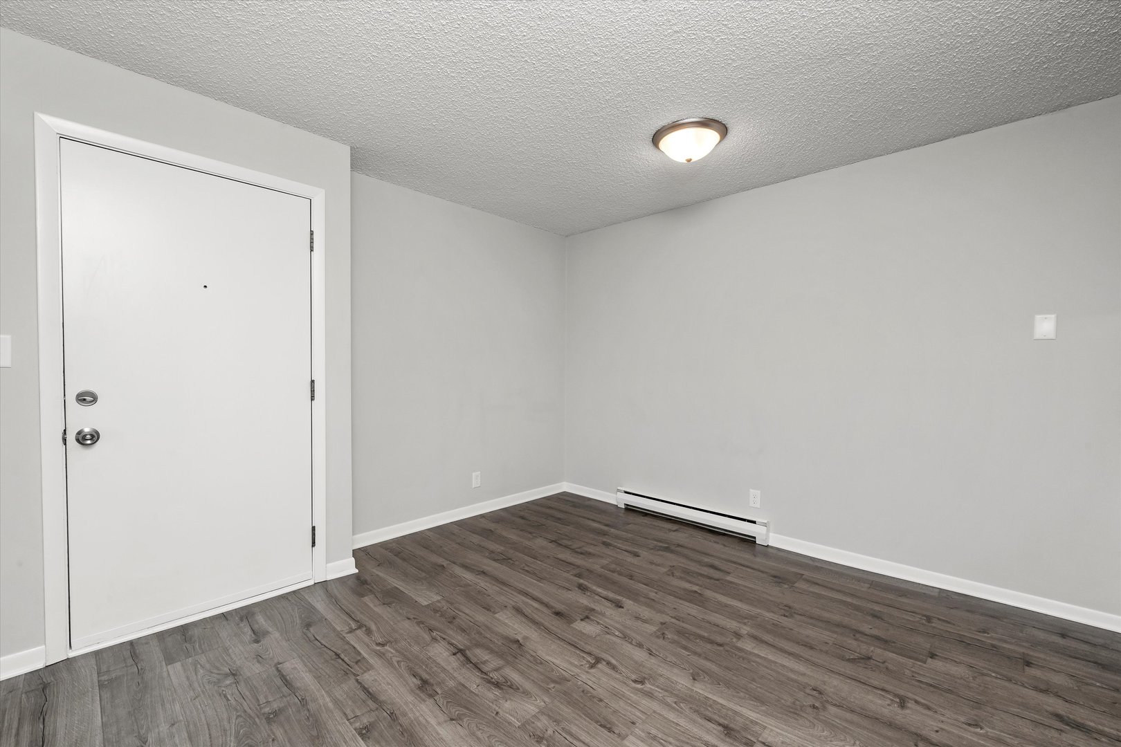 609 E 3rd Street #7, Lockport, IL 60441