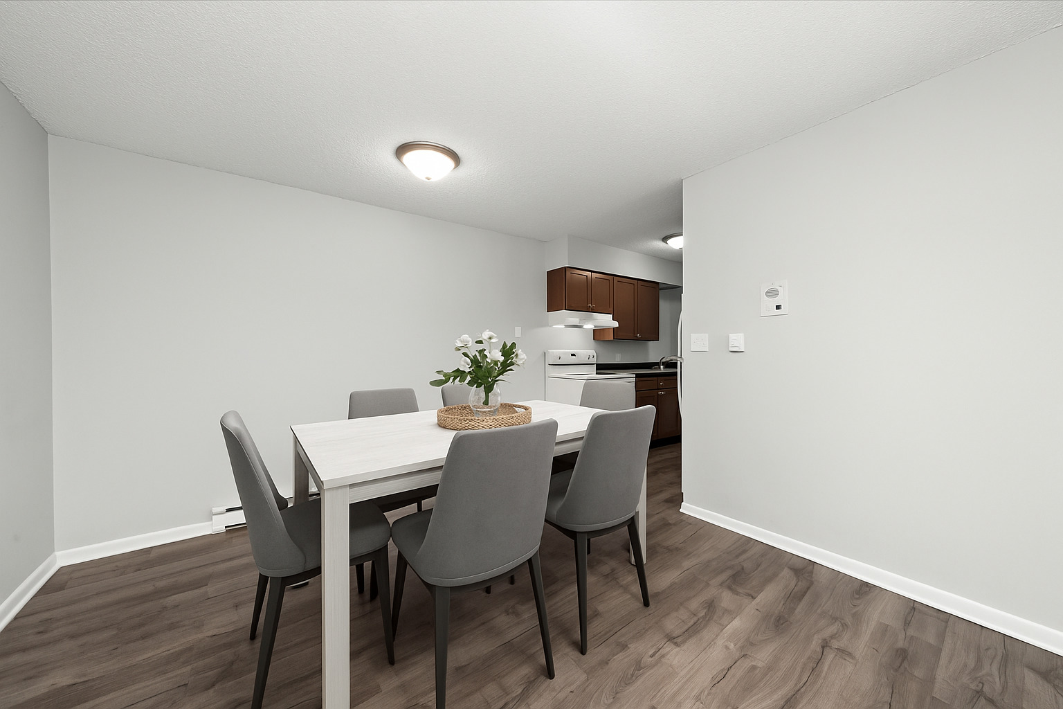 609 E 3rd Street #7, Lockport, IL 60441