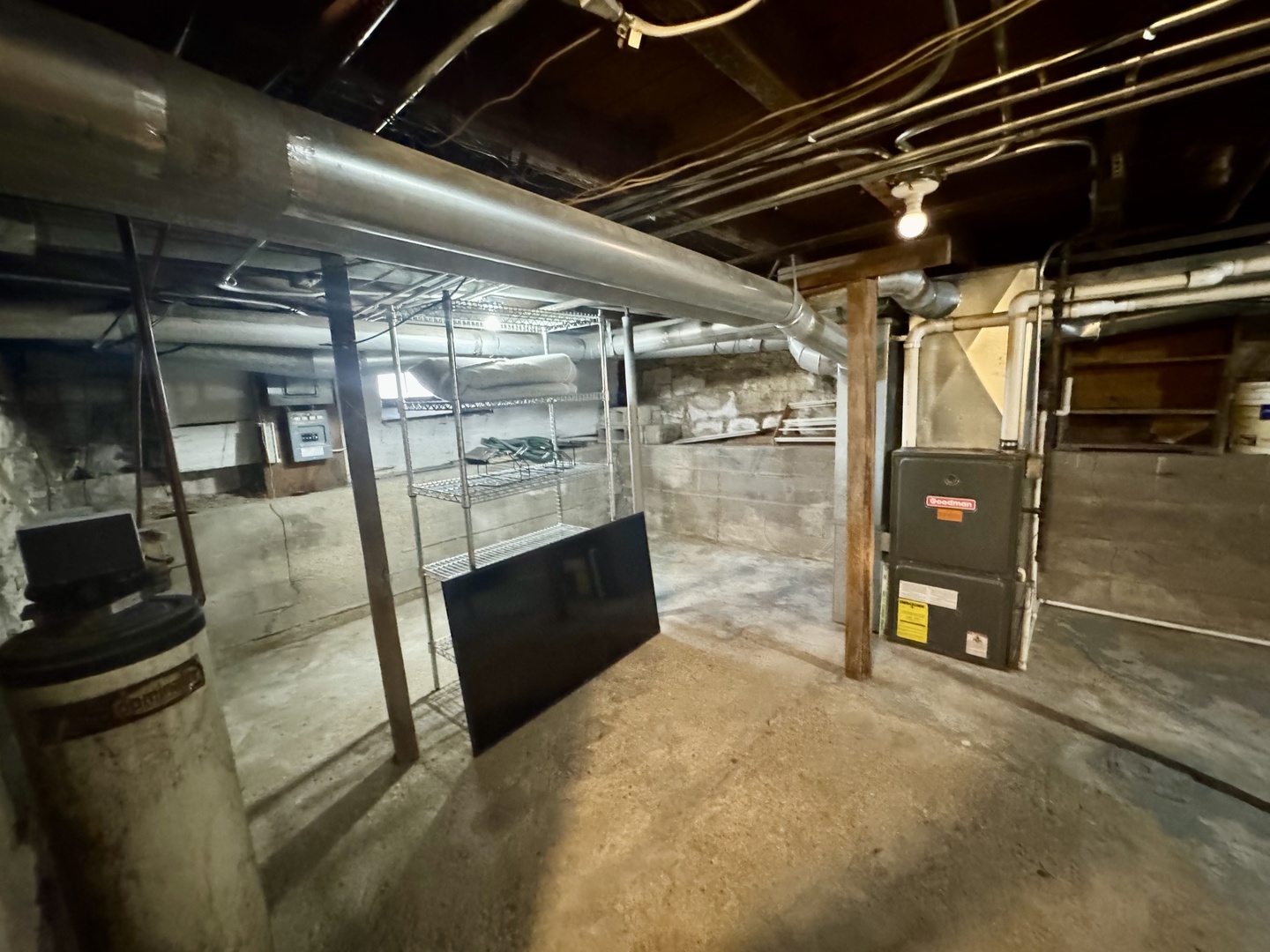 110 N Elm Street, Waterman, IL 60556