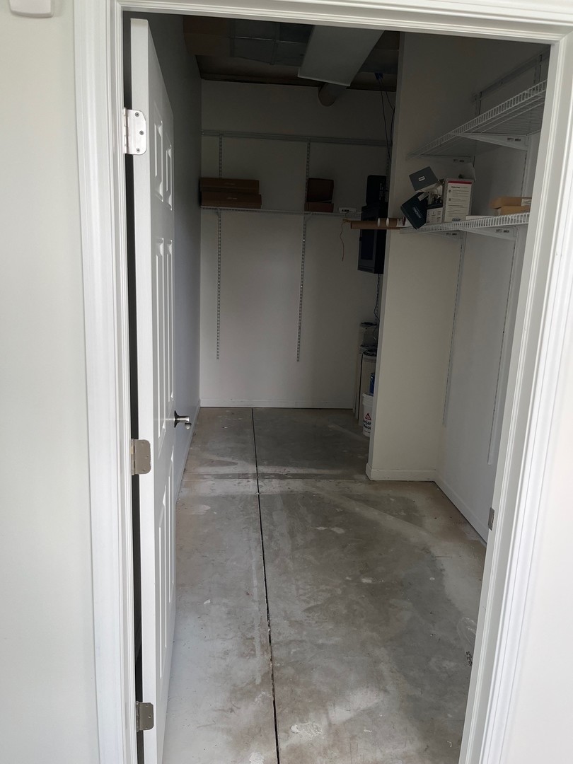 2750-2752 Caton Farm Road #END, Joliet, IL 60435