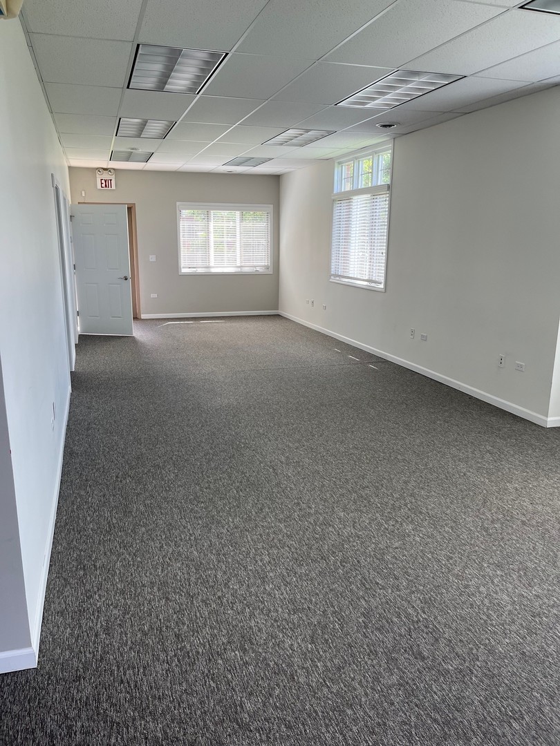 2750-2752 Caton Farm Road #END, Joliet, IL 60435