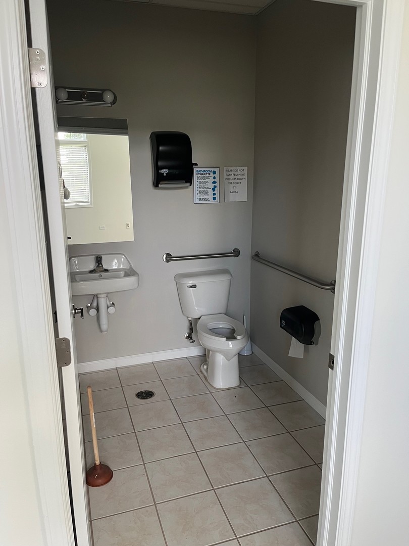 2750-2752 Caton Farm Road #END, Joliet, IL 60435