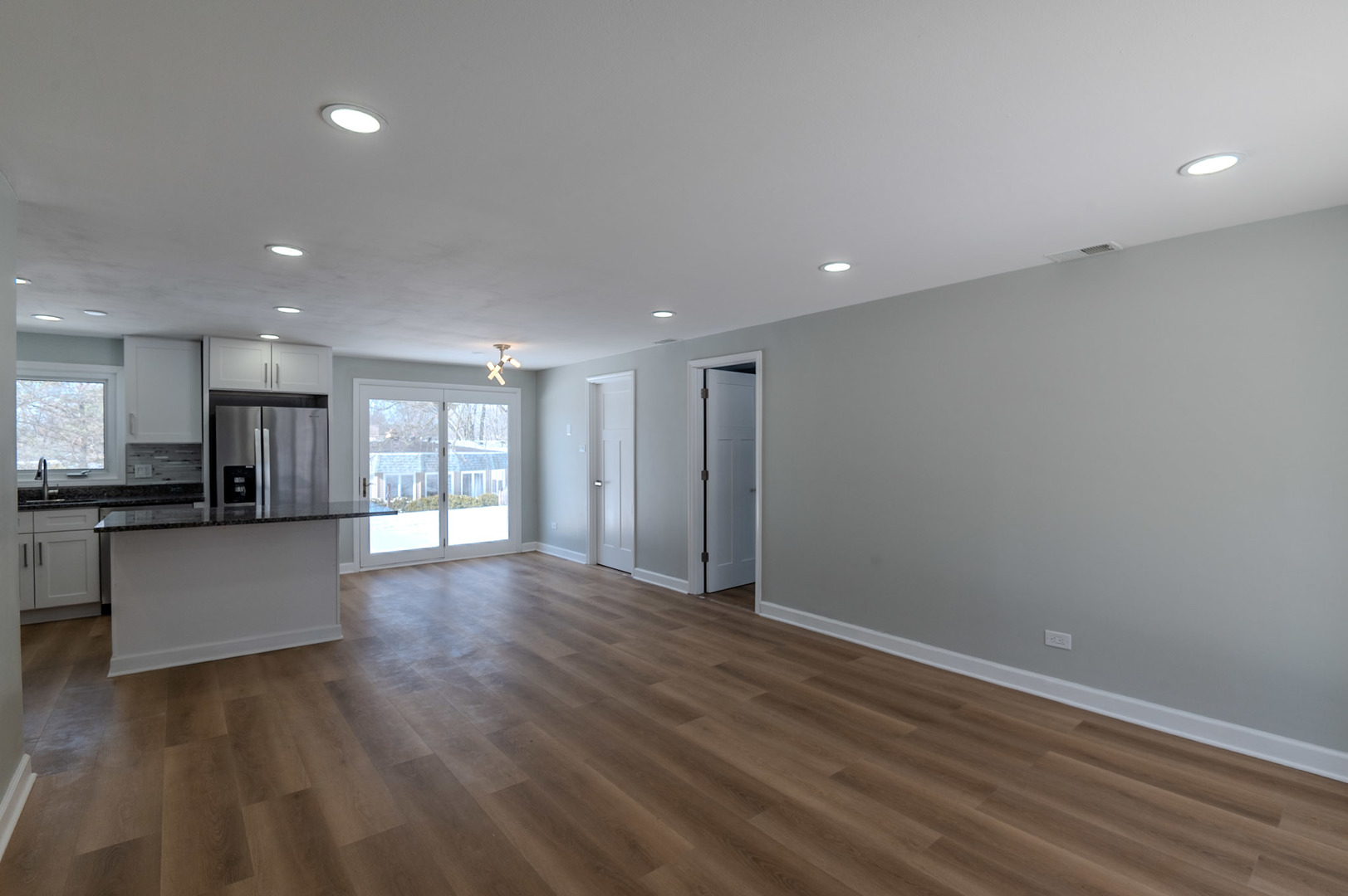 124 Westover Lane, Schaumburg, IL 60193
