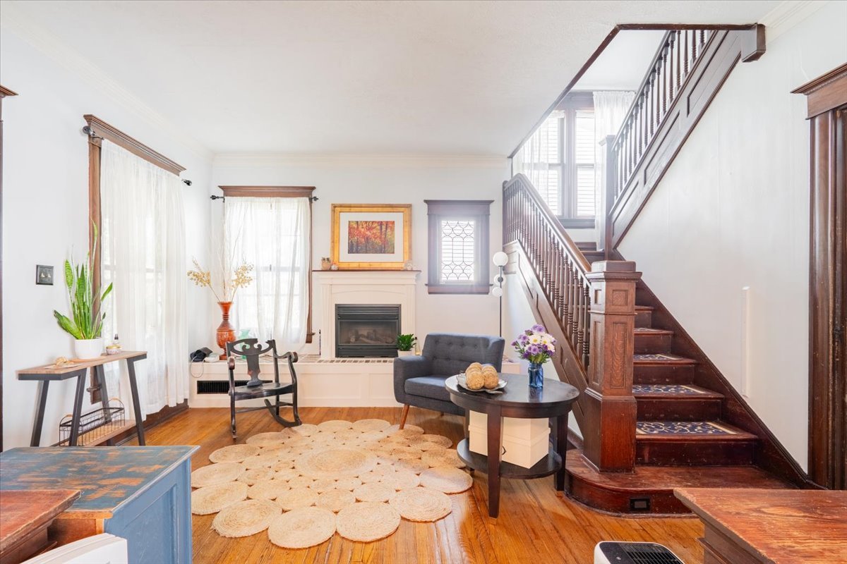 212 Leland Street, Bloomington, IL 61701