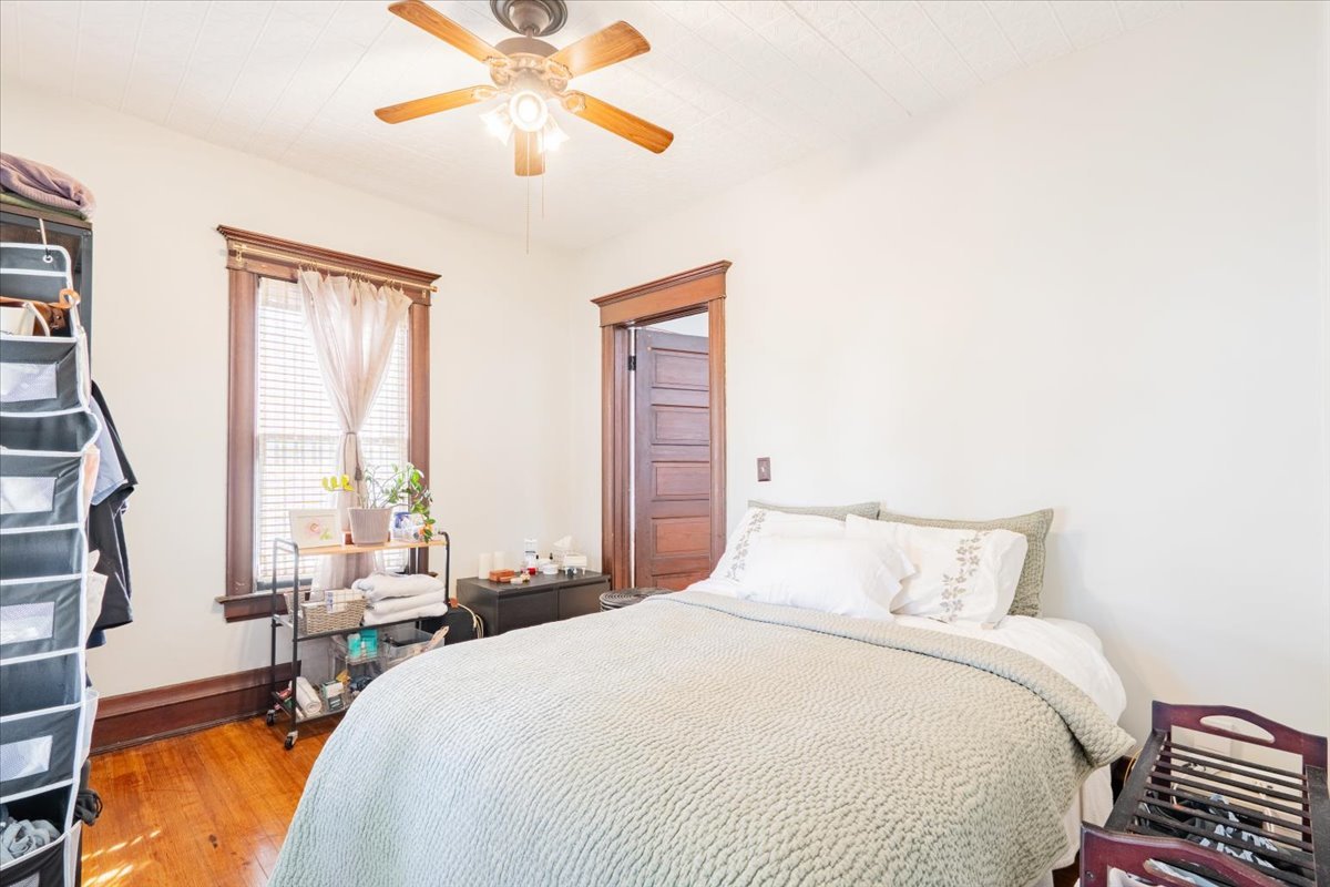 212 Leland Street, Bloomington, IL 61701