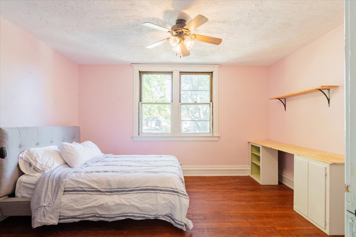 212 Leland Street, Bloomington, IL 61701