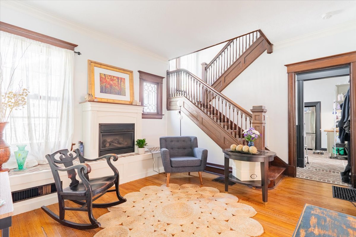 212 Leland Street, Bloomington, IL 61701