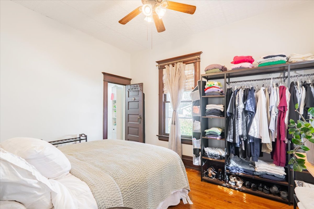 212 Leland Street, Bloomington, IL 61701