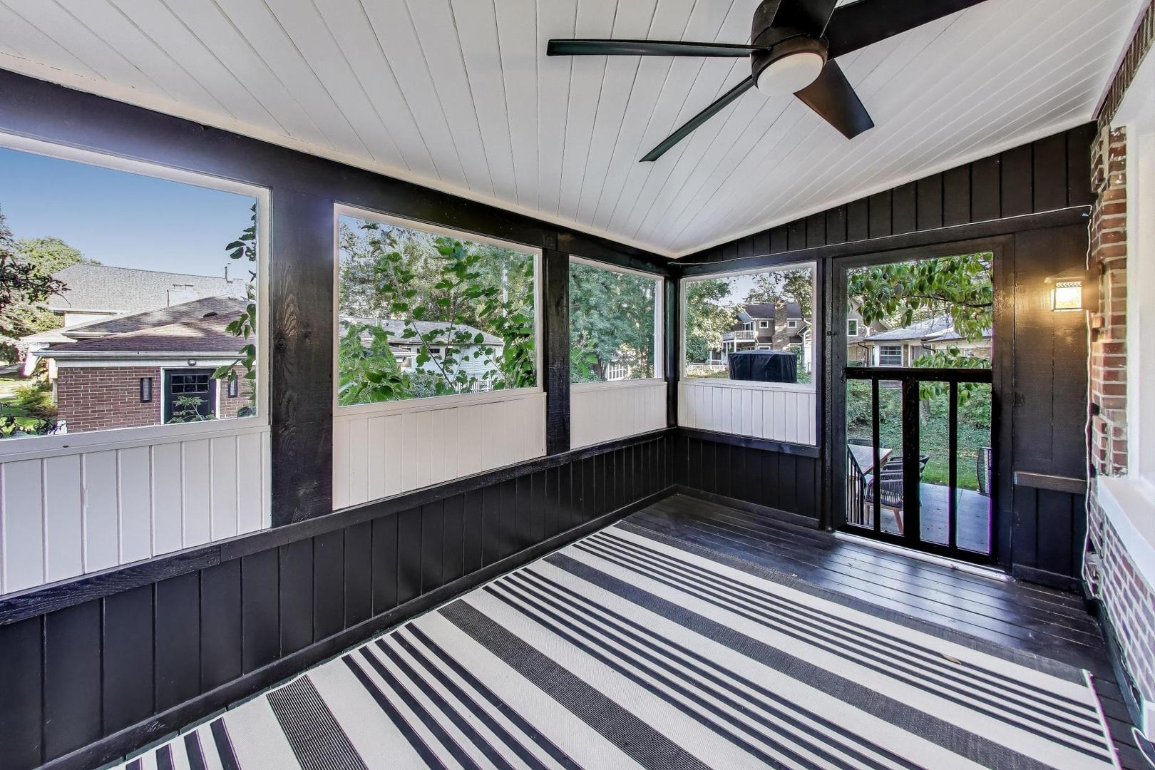 176 Riverside Road, Riverside, IL 60546