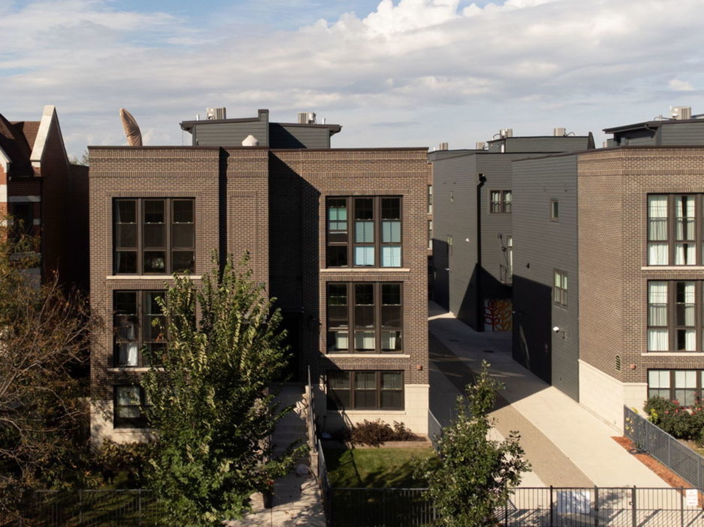 4448 S Drexel Boulevard #A, Chicago, IL 60653