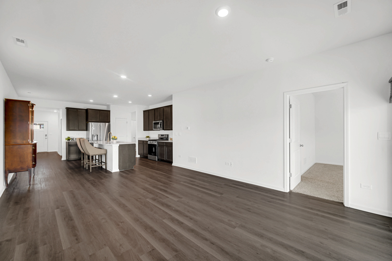 2930 Harnish Drive, Algonquin, IL 60102