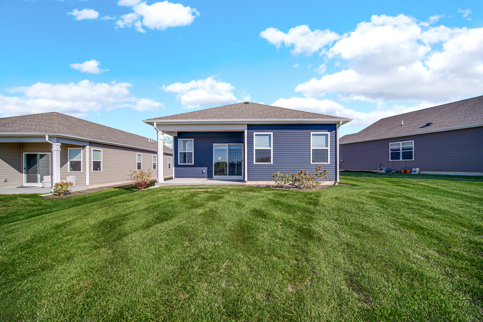 2930 Harnish Drive, Algonquin, IL 60102