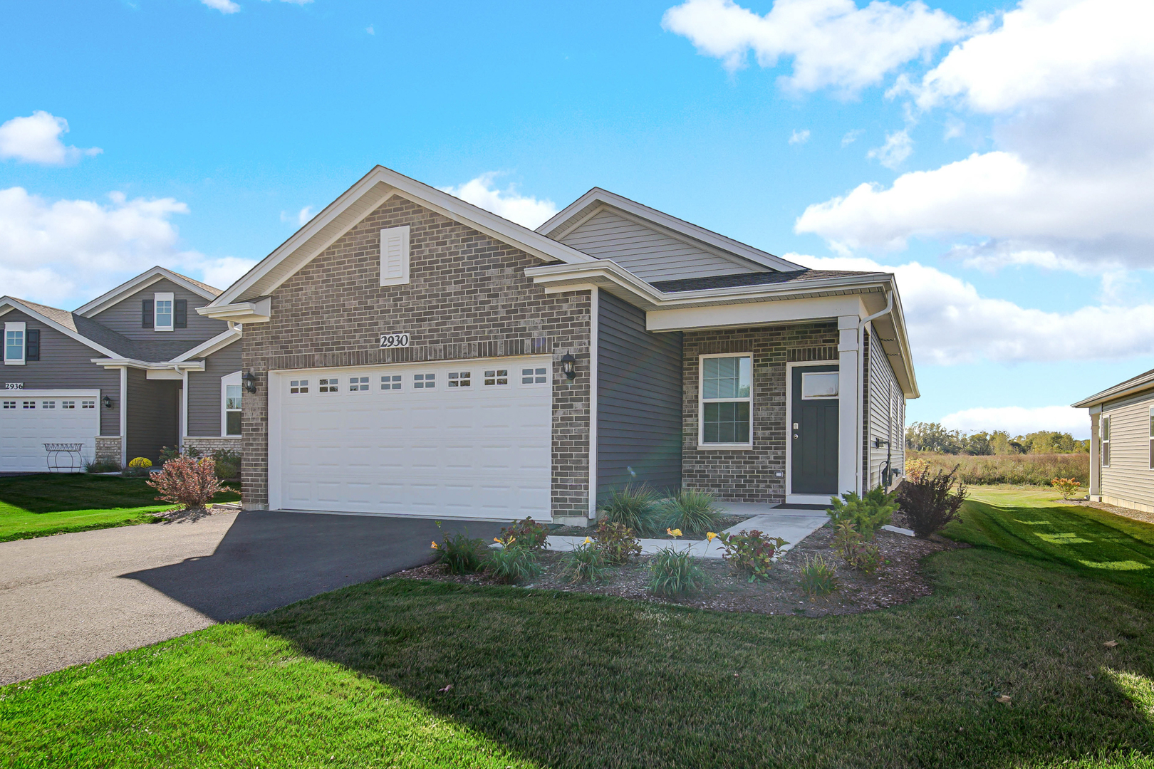 2930 Harnish Drive, Algonquin, IL 60102