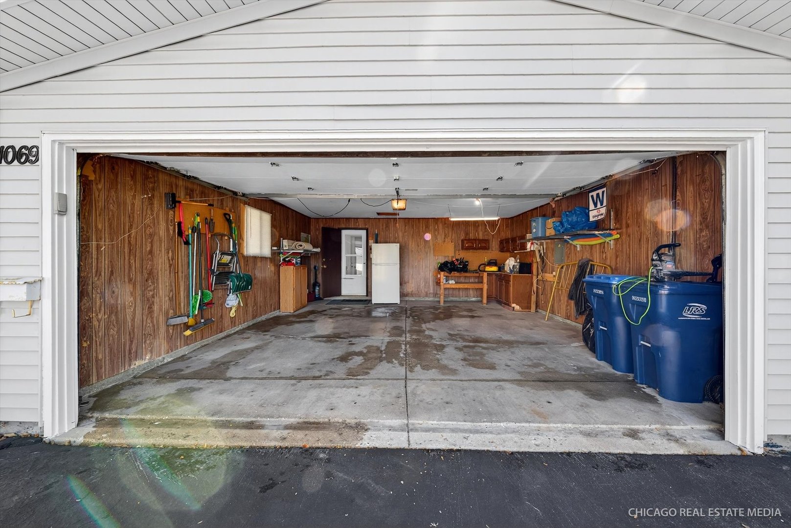1069 Mohegan Lane, Schaumburg, IL 60193